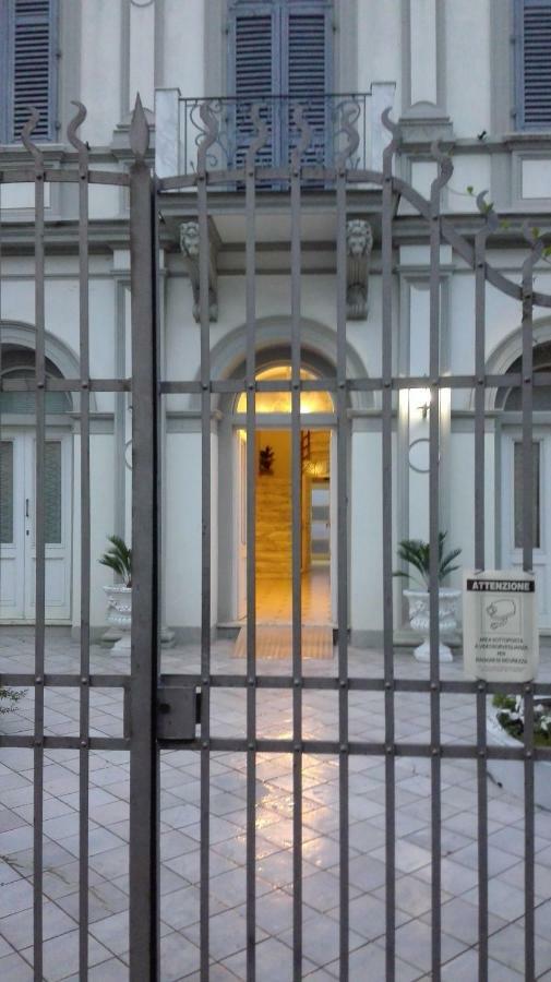 Casavacanza Villa D Funny Viareggio Bagian luar foto